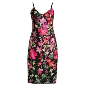 New ▶️ GUESS ◀️ Women's Floral Embroidered V-Neck Sheath Dress Size 4